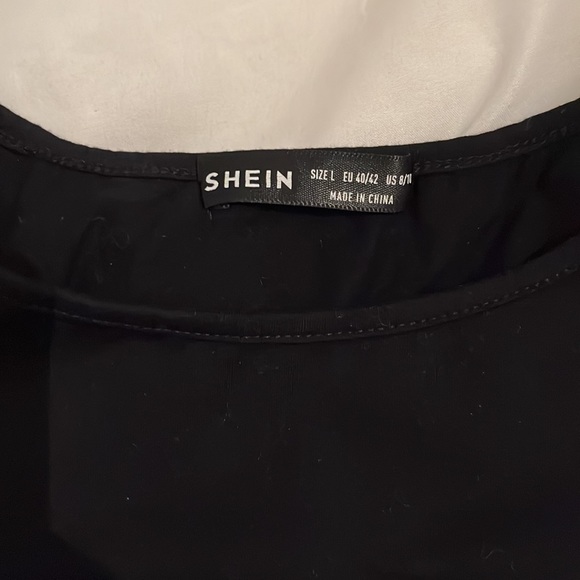 SHEIN Ruched Tee - Picture 4 of 4